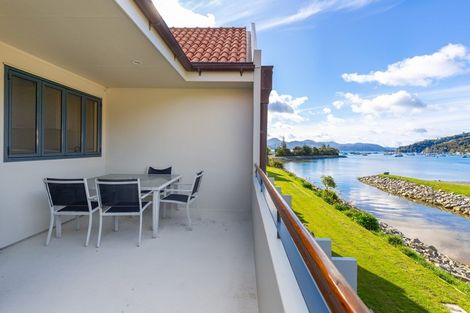 Photo of property in 9/45 Beach Road, Waikawa, Picton, 7220