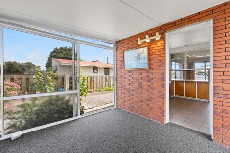 Photo of property in 1/214 Coronation Avenue, Welbourn, New Plymouth, 4310