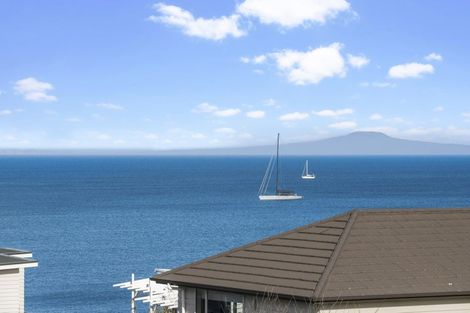 Photo of property in 1055 Whangaparaoa Road, Tindalls Beach, Whangaparaoa, 0930