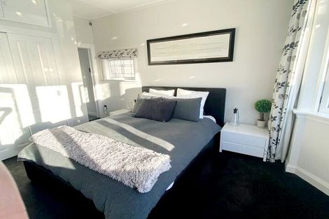 Photo of property in 10 Plunket Avenue, Petone, Lower Hutt, 5012