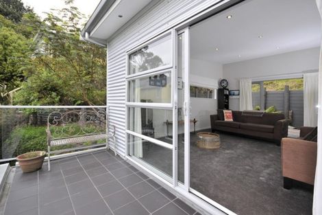 Photo of property in 21 Kopiko Way, Brooklyn, Wellington, 6021