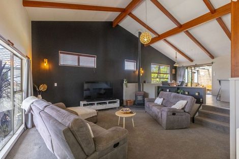 Photo of property in 5 Valerie Street, Clive, 4102