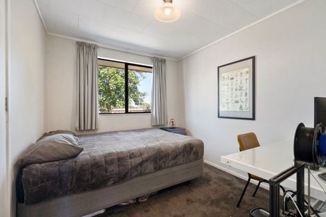 Photo of property in 34 Kowhai Street, Tokomaru, Palmerston North, 4474