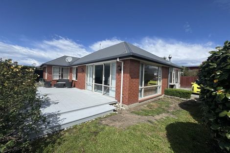 Photo of property in 1/12 Sawyers Arms Road, Northcote, Christchurch, 8052