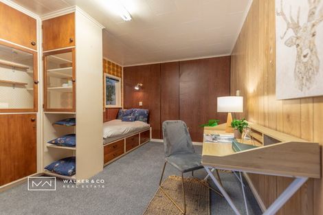 Photo of property in 28 Pinehaven Road, Pinehaven, Upper Hutt, 5019