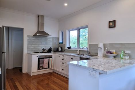 Photo of property in 21 Colin Grove, Hutt Central, Lower Hutt, 5010