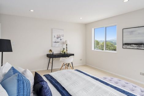 Photo of property in 79 San Valentino Drive, Henderson, Auckland, 0612