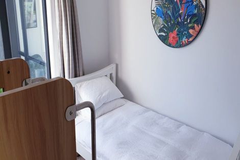 Photo of property in 6 Clutha Place, Wanaka, 9305