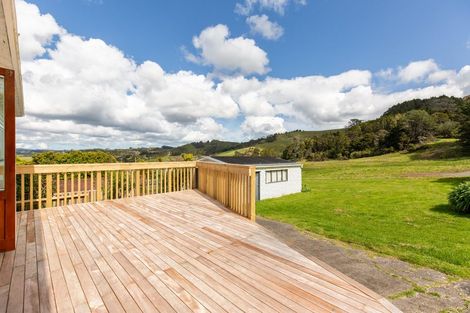 Photo of property in 218 Annandale Road, Kumeu, 0782