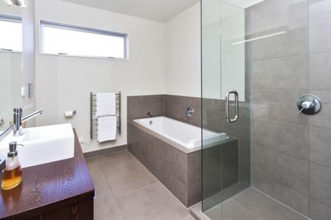 Photo of property in 70 Oakway Drive, Schnapper Rock, Auckland, 0632