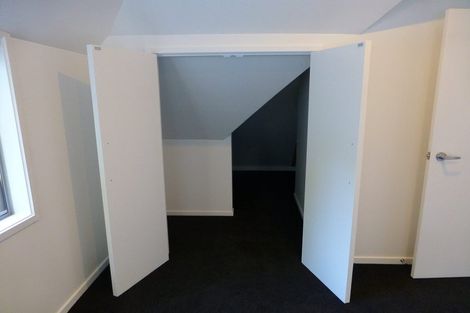 Photo of property in 125b Glenmore Street, Kelburn, Wellington, 6012