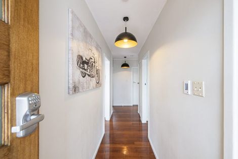 Photo of property in 123 Wharf Road, Te Atatu Peninsula, Auckland, 0610