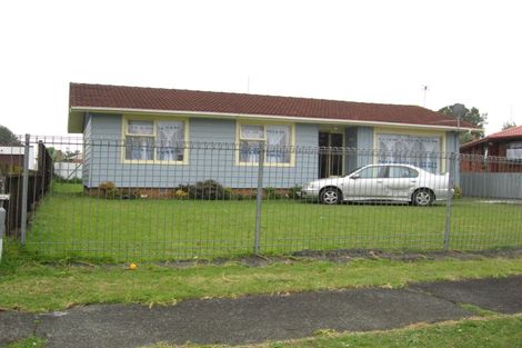 Photo of property in 24 Comet Crescent, Mangere, Auckland, 2022