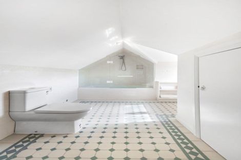 Photo of property in 122 Macleans Road, Bucklands Beach, Auckland, 2014