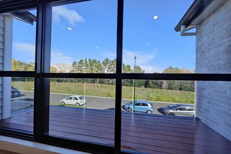 Photo of property in 12 Ngaki Street, Flat Bush, Auckland, 2019