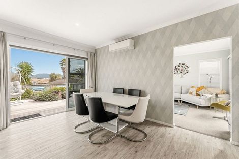 Photo of property in 37 Excelsa Place, Papamoa Beach, Papamoa, 3118