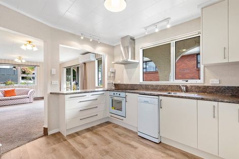 Photo of property in 12a Elwyn Crescent, Green Island, Dunedin, 9018