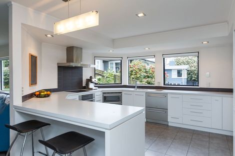 Photo of property in 23 Walnut Grove, Kelvin Grove, Palmerston North, 4414