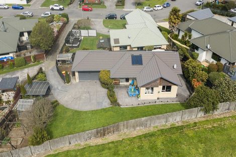 Photo of property in 18 Mcdougal Place, Kaiapoi, 7630