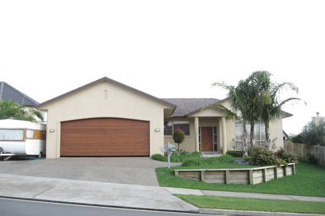 Photo of property in 60 Mt Lebanon Crescent, The Gardens, Auckland, 2105