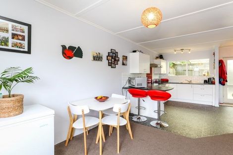 Photo of property in 48b Pitcairn Street, Oakura, 4314