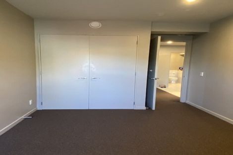 Photo of property in 2/41 Home Street, Mount Victoria, Wellington, 6011