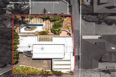 Photo of property in 2/1 Sunderlands Road, Half Moon Bay, Auckland, 2012