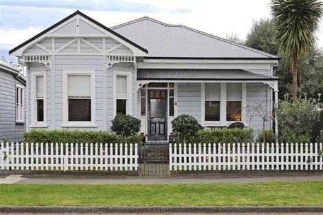 Photo of property in 4 Mcdonald Street, Napier South, Napier, 4110