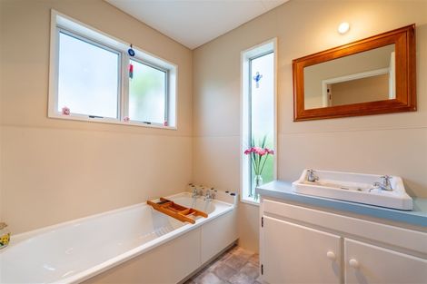 Photo of property in 99 Cox Street, Geraldine, 7930