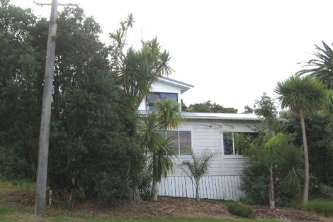 Photo of property in 33 Nigel Road, Browns Bay, Auckland, 0630