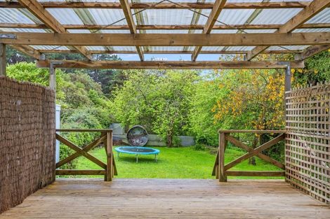 Photo of property in 21 York Place, Cannons Creek, Porirua, 5024