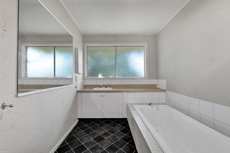 Photo of property in 13 Regan Street, Stratford, 4332