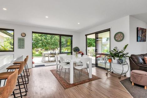 Photo of property in 370 One Tree Point Road, One Tree Point, 0118