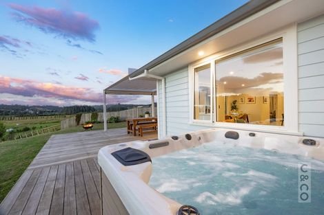 Photo of property in 43 Awatiro Drive, Kaukapakapa, 0871