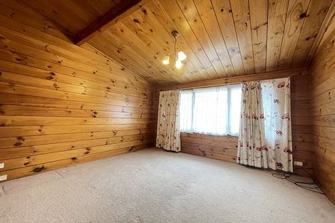 Photo of property in 15a Cambric Place, Botany Downs, Auckland, 2010