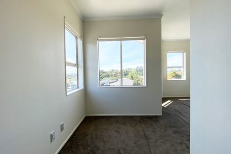 Photo of property in 33 Saint Maroun Rise, The Gardens, Auckland, 2105