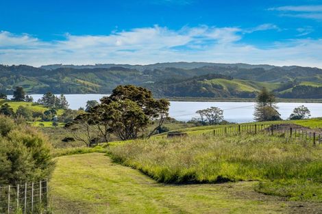 Photo of property in 70 Captain Kasper Rise, Snells Beach, 0920