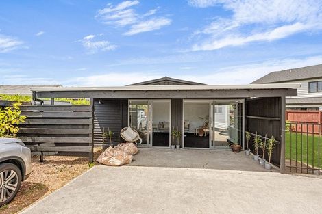 Photo of property in 19 Ben Lora Place, Mangere East, Auckland, 2024