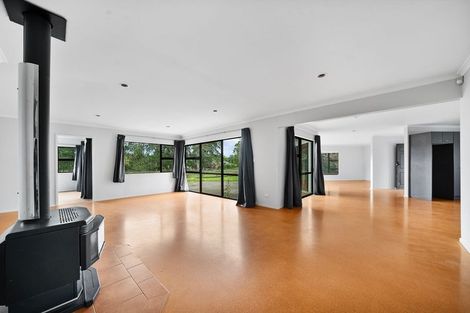 Photo of property in 220 Popes Road, Takanini, 2105