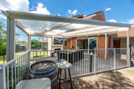 Photo of property in 11 Hinton Place, Pyes Pa, Tauranga, 3112