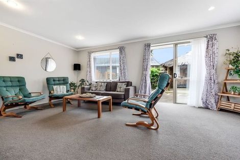 Photo of property in 28 Antrim Place, Nawton, Hamilton, 3200