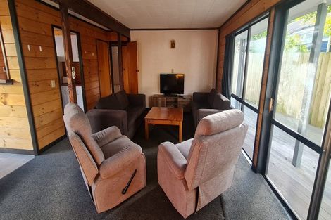 Photo of property in 5b Moana Terrace, Lynmore, Rotorua, 3010