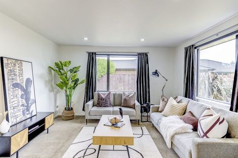 Photo of property in 82 Barrington Drive, Huntington, Hamilton, 3210