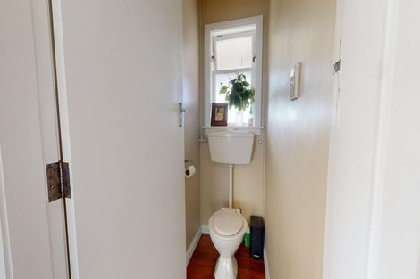 Photo of property in 22 Whaui Street, Vogeltown, Wellington, 6021