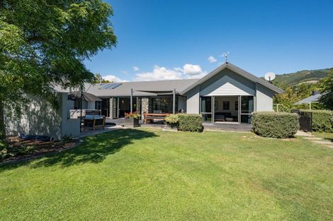 Photo of property in 2 Ashfield Place, Richmond, 7020