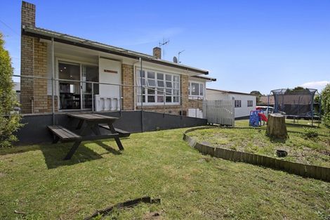 Photo of property in 68 Storey Avenue, Forest Lake, Hamilton, 3200