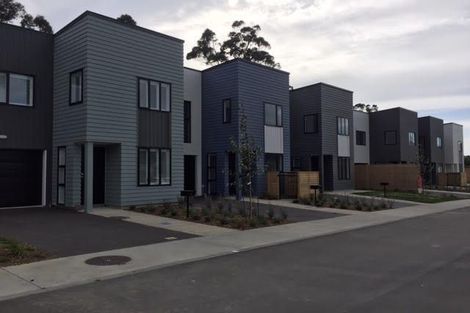 Photo of property in 5a Breakwater Way, Whitby, Porirua, 5024