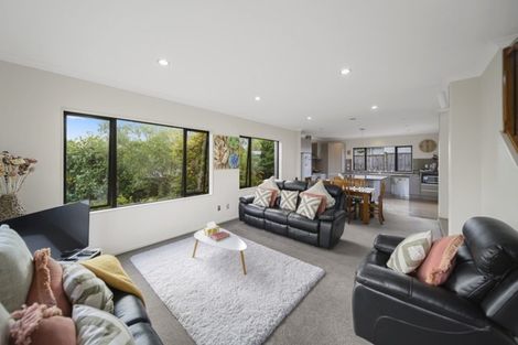 Photo of property in 247b Hill Road, The Gardens, Auckland, 2105