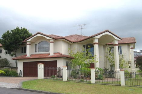 Photo of property in 1 Francesca Place, West Harbour, Auckland, 0618