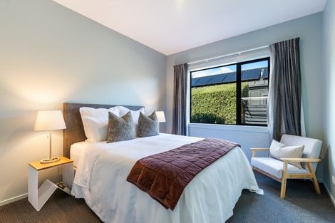 Photo of property in 33 Hackett Road, Jacks Point, Queenstown, 9371